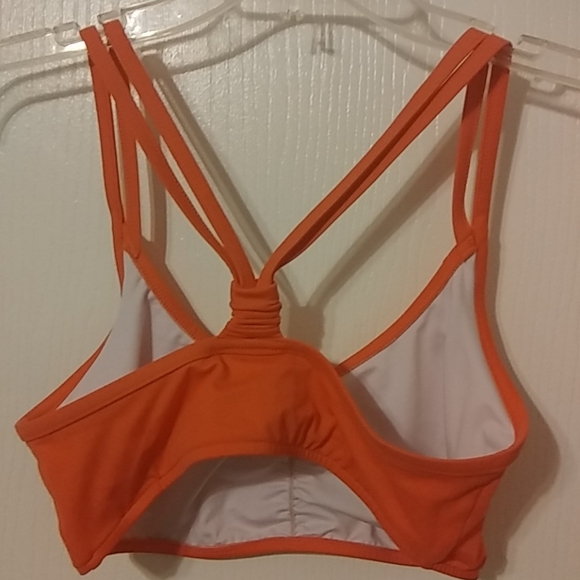 Venus coral bathing suit top - Picture 3 of 3